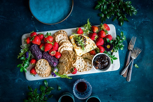 Photo of beautifully arranged food